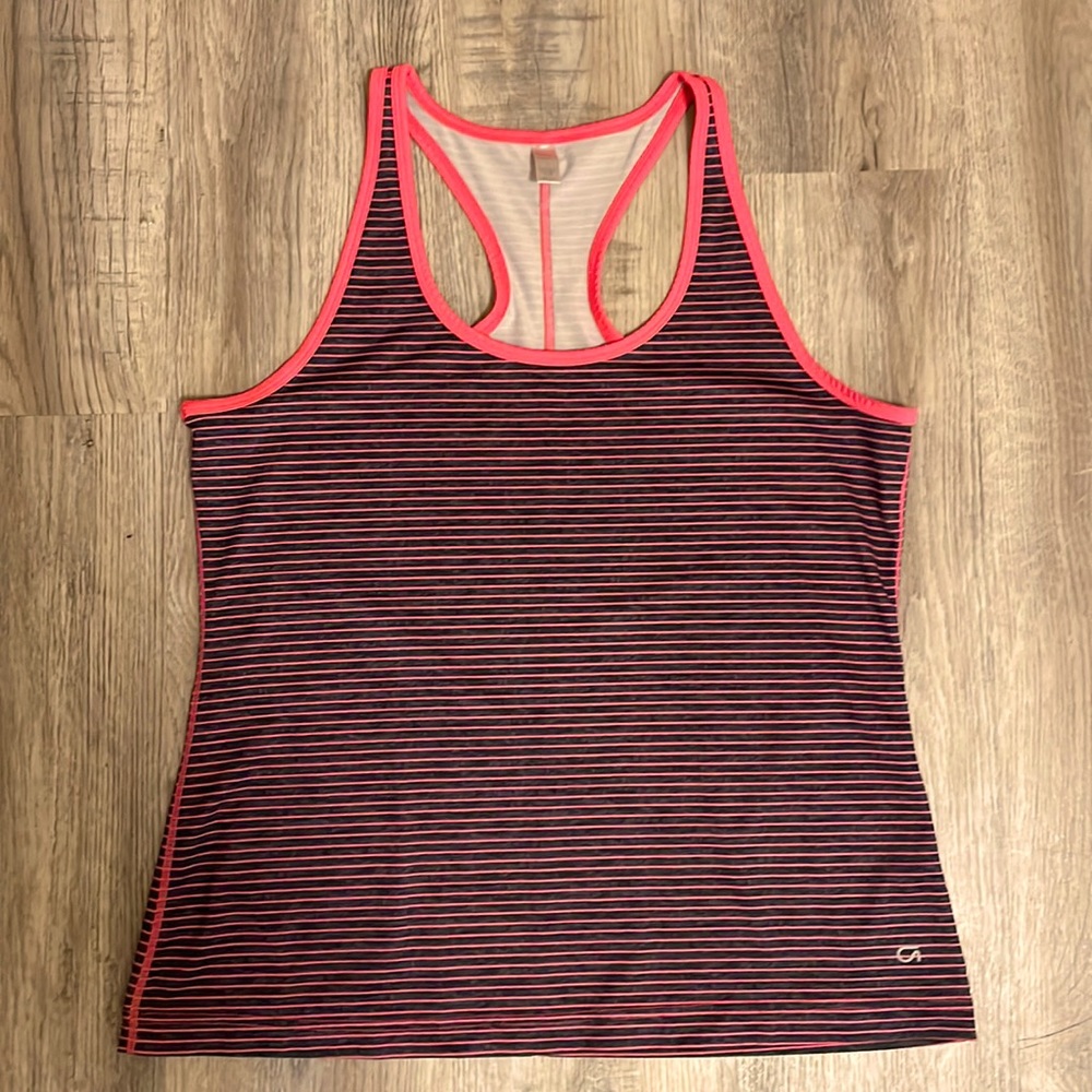 💗 Gap Workout Tank